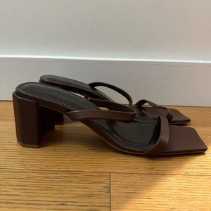 New By Far Tanya brown sandals. Eu size 39. Never worn without the box